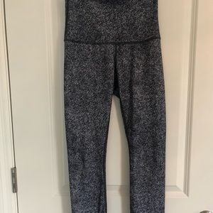 Lululemon women’s wunder under high-rise legging